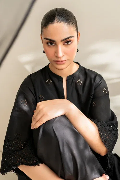 Dhanak 3PC Embroidered With Chiffon Dupatta-152 - Image 4